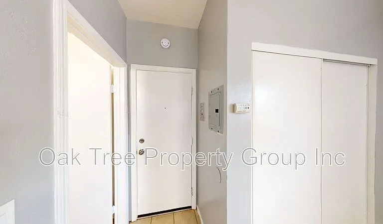 2308 Foothill Blvd #16 — Photo 11