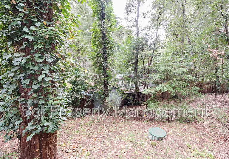 153 Pine Ave — Photo 13