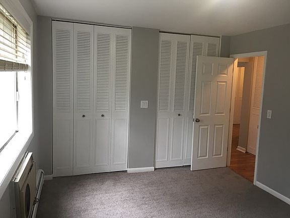 3rd image of 1415 W Pratt Blvd APT 106