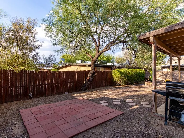 4781 E Joslyn Heights Pl — Photo 26