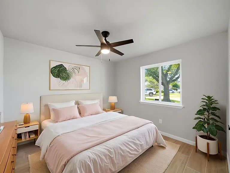7530 Millbrae Ln — Photo 8