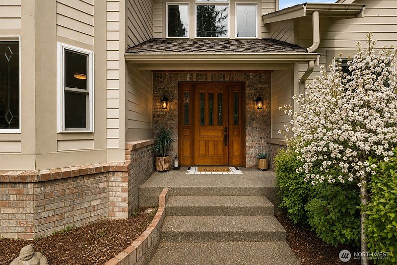 3rd image of 5802 Troon Avenue SW
