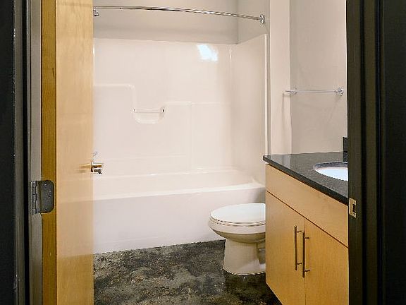 5th image of 132 N Sycamore St APT 215