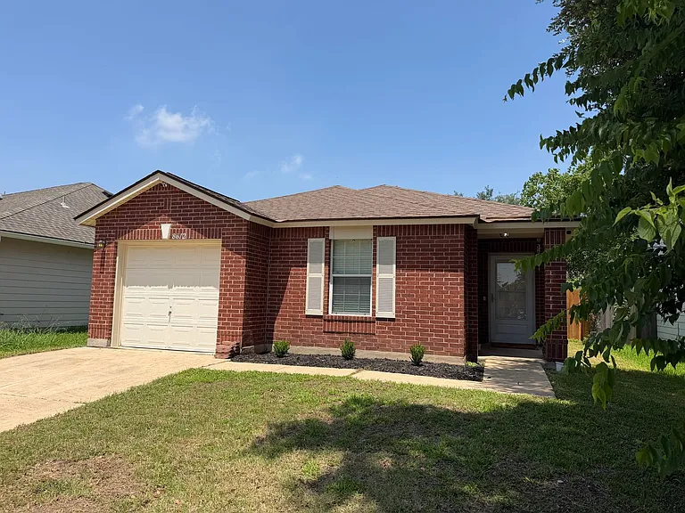 8612 Deja Ave — Photo 2
