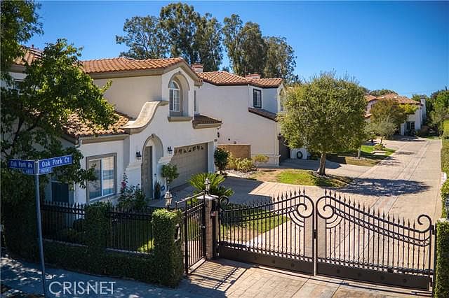 1st image of 17054 Oak Park Ct