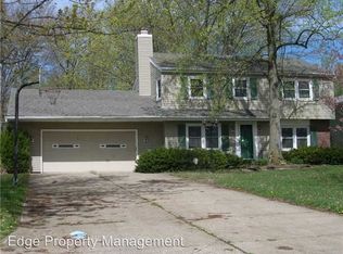 314 Deepwood Ln, Amherst, OH 44001