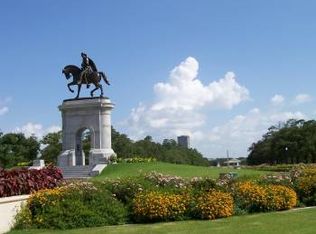 4825 Caroline St, Houston, TX 77004