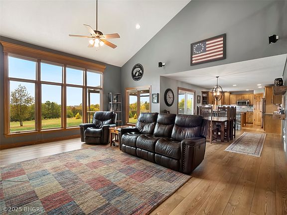 4th image of 2305 W 10th Ave