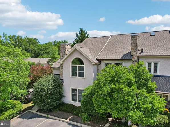 74 Soldiers Sq, Chesterbrook, PA 19087