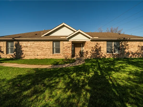 1501 Rockleigh Rd, Dayton, OH 45458