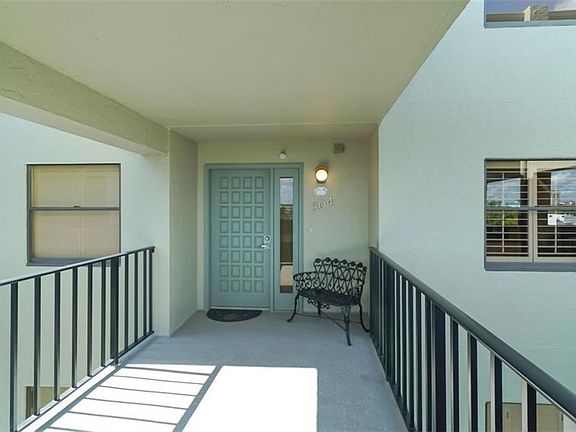 5th image of 755 S Palm Ave APT 504
