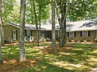 834 Stratton Dr, Florence, SC 29501