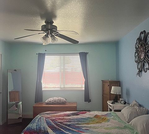 3rd image of 472 N Sun Ct