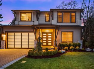 12246 NE 73rd St, Kirkland, WA 98033