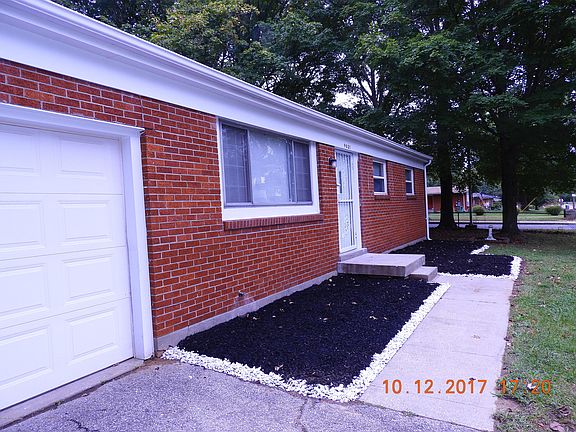 3rd image of 9821 E East Ave