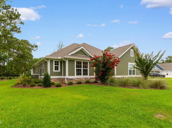 1435 N Middleton Drive NW, Calabash, NC 28467