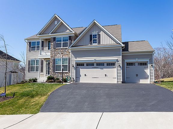 3rd image of 15982 Eagle Feather Dr