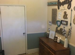 111 Dallas St, Yoakum, TX 77995