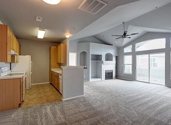 Family/ Kitchen