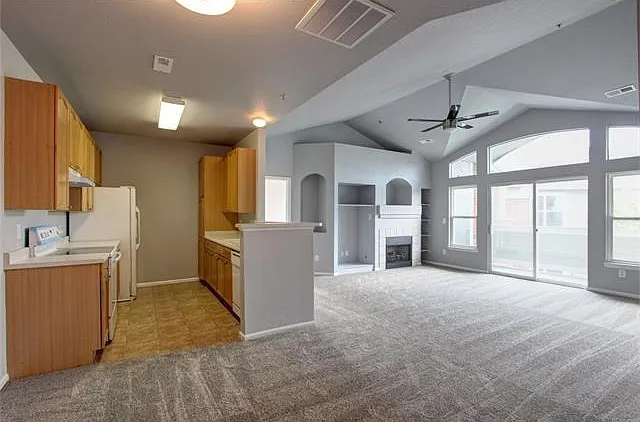 Family/ Kitchen