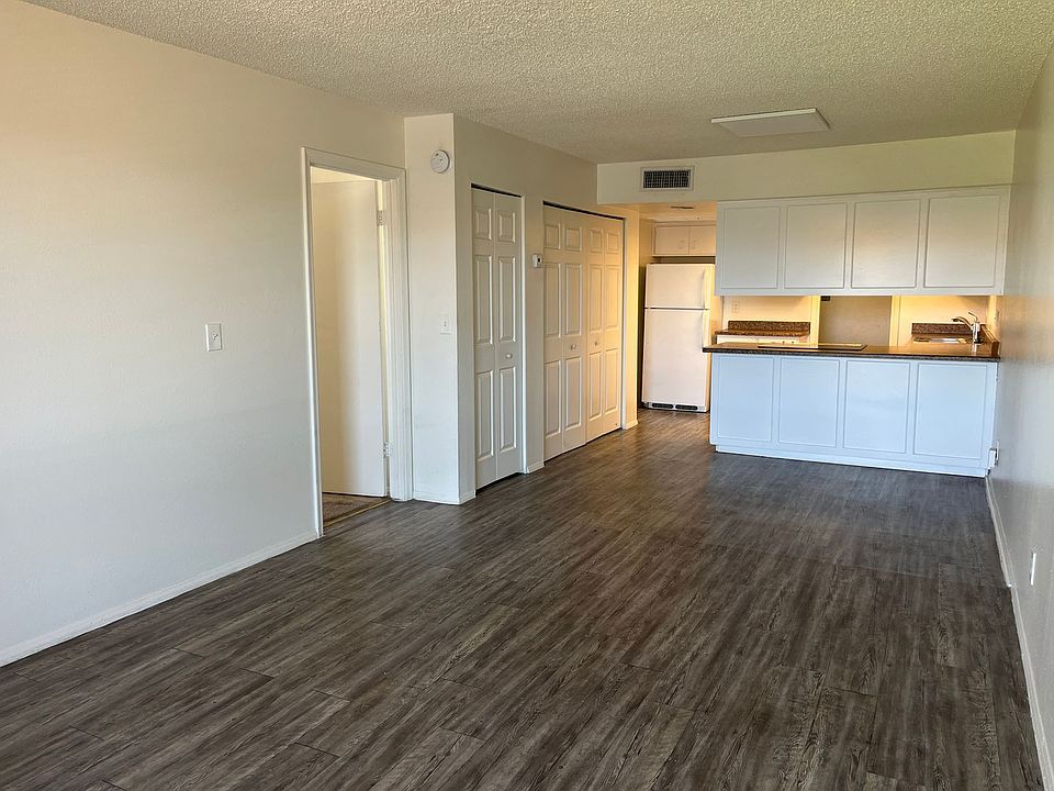 1st image of 3034 E Cicero St #202