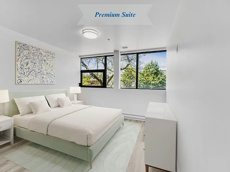 205 Oxford St E — Photo 8