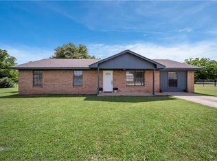 136 J L Brazzil Loop, Waco, TX 76705