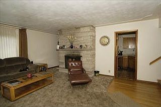 3rd image of 215 Chapel Hill Dr N