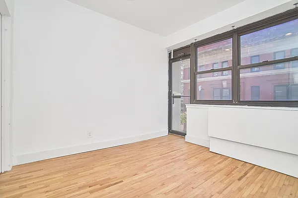 Rented by Living New York | media 18