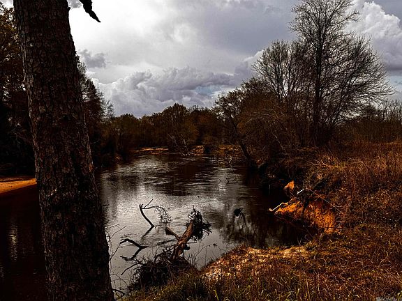 5th image of Carpenters Landing Rd