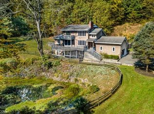 15 South Rd, Chester, NJ 07930