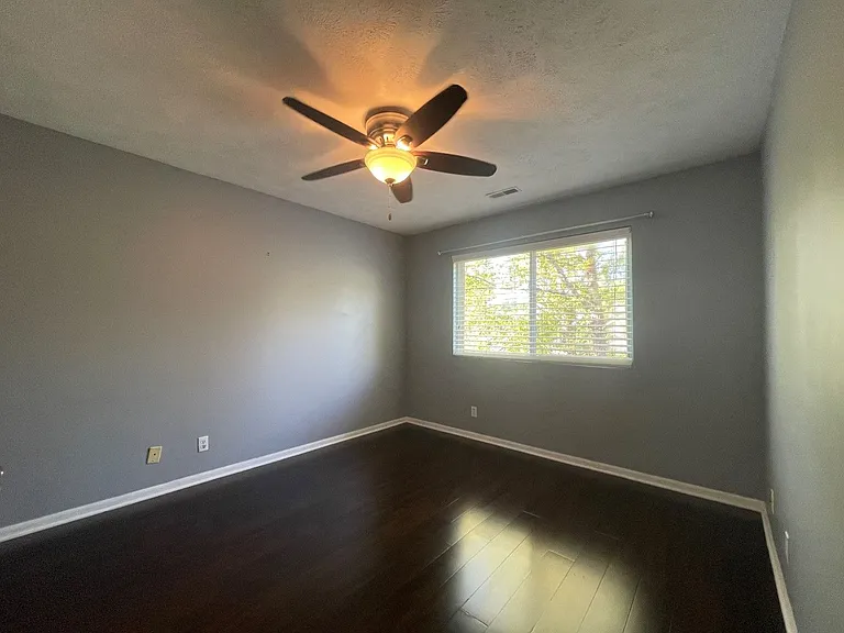 2930 Blackhawk Dr — Photo 20