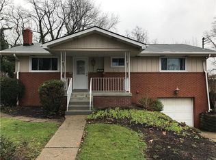 175 Fieldcrest Dr, Pittsburgh, PA 15221