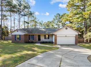 202 Wilshire Ln, Raeford, NC 28376