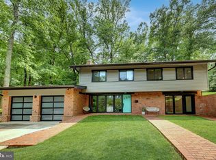 3309 Parkside Ter, Fairfax, VA 22031