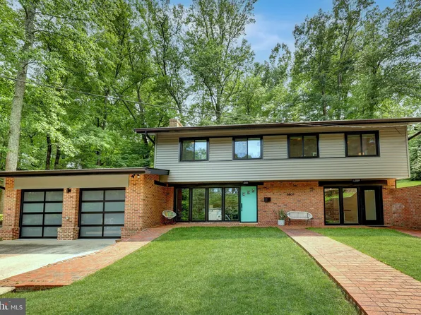 3309 Parkside Ter, Fairfax, VA 22031