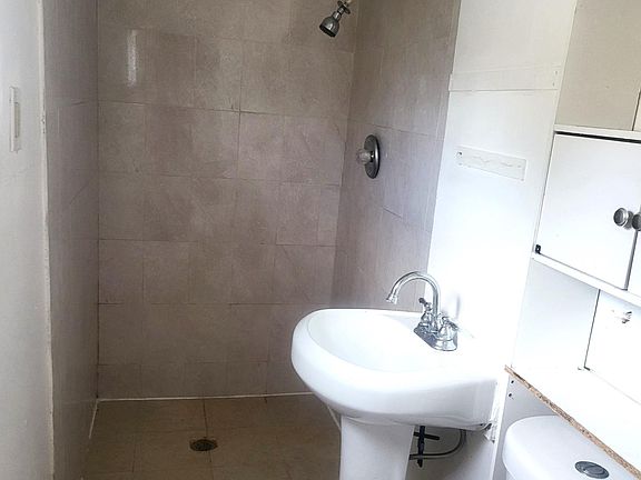 2nd image of 134 Ideal St #2