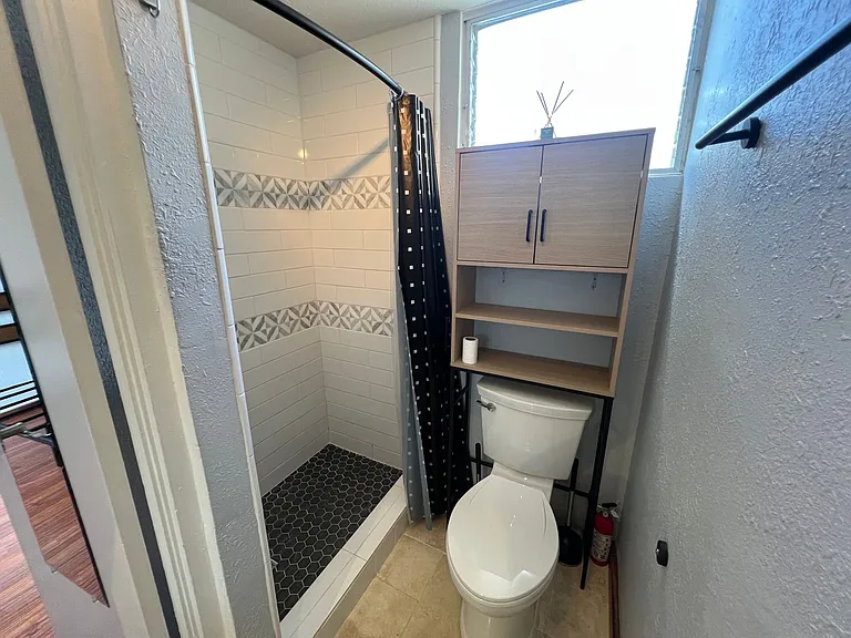 2140 10th Ave #405 — Photo 7