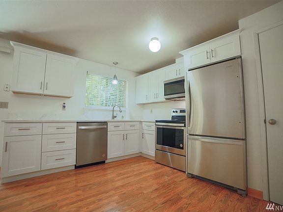4th image of 12910 62nd Ave NW #B-4