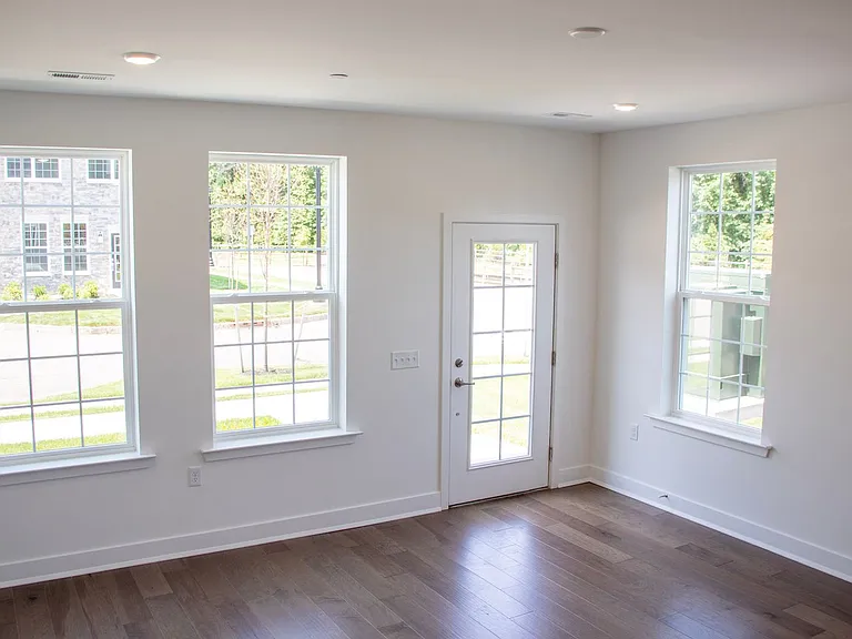 180 Leona Stewart Ln — Photo 6