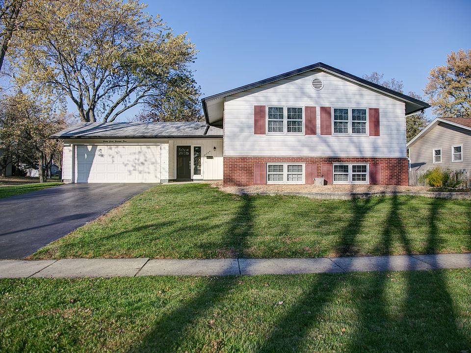 2704 Woodridge Dr, Woodridge, IL 60517 Zillow