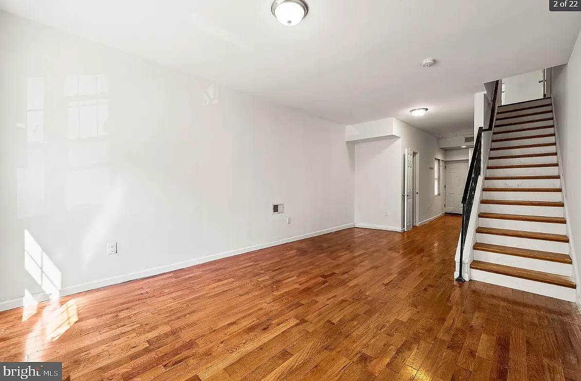 3 bed, 1550 sqft, $2,300 — Photo 2