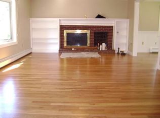 15 Page Rd, Bedford, MA 01730