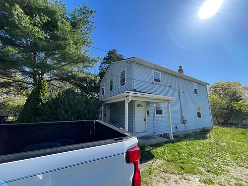 711 E Maple Ave #B Photo 1