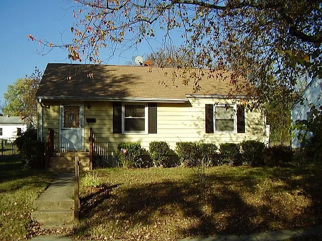 1006 Crafton Ln photo 1