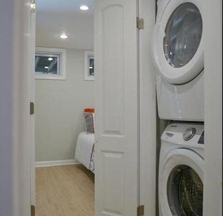 In Unit Washer & Dryer