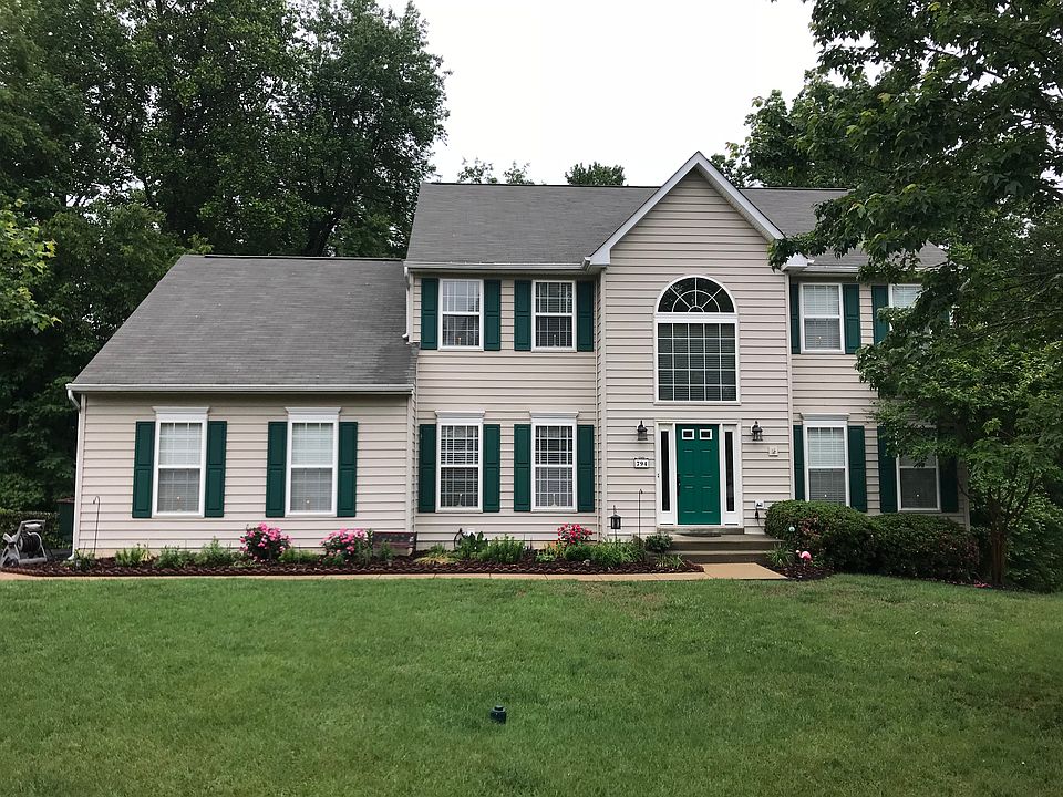 1st image of 794 Winterberry Dr