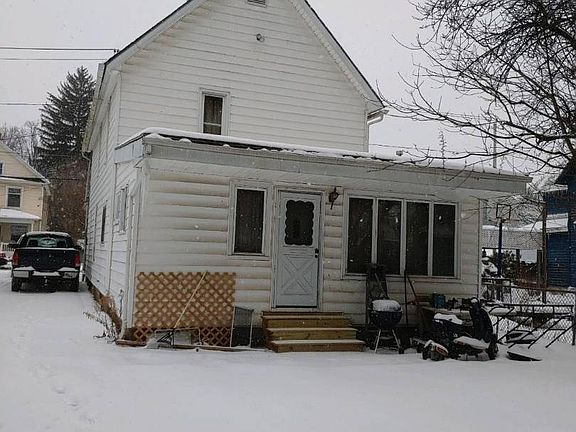 4th image of 130 N 12th St