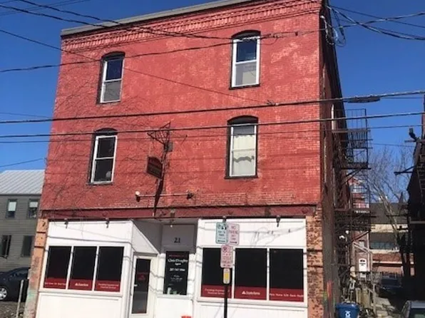Anadilya Properties, 21 Pleasant St APT 4, Portland, ME 04101