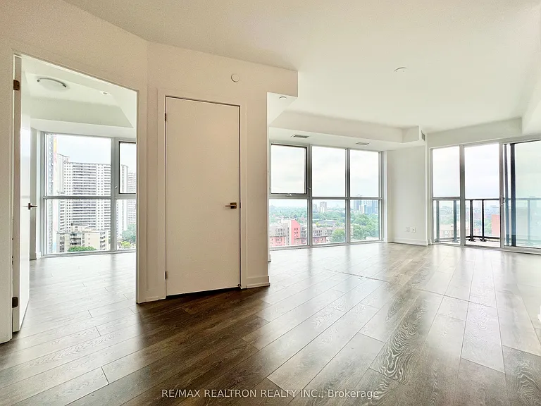 159 Wellesley St E #1204 — Photo 8